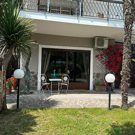 Bed and Breakfast Ospitalita Il Noce Brusciano Exterior foto