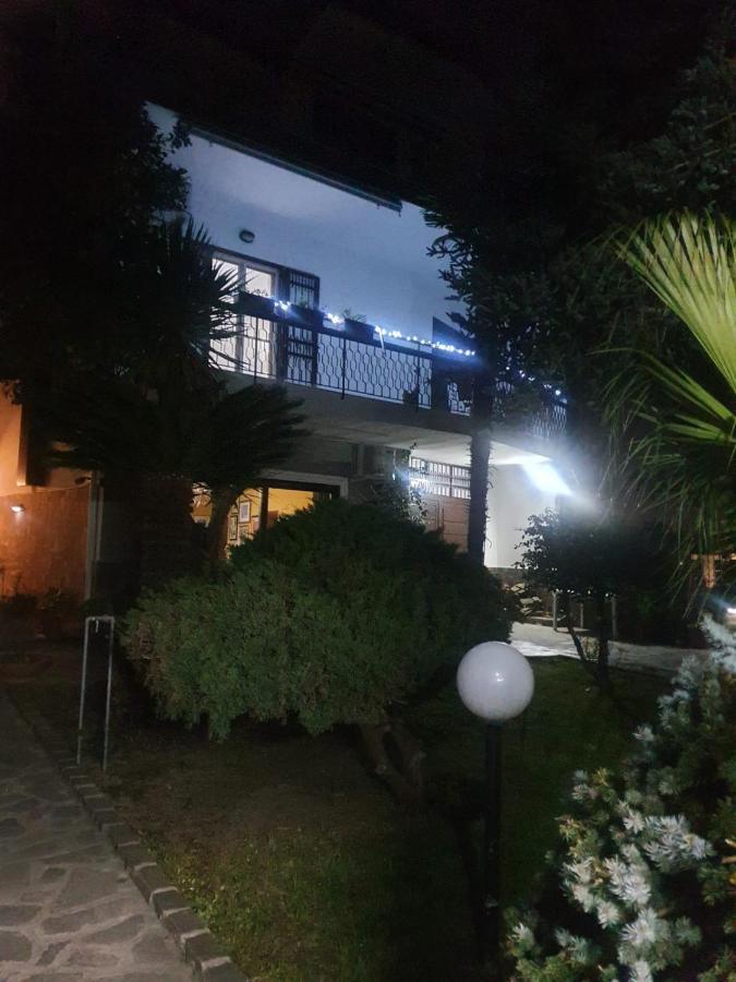 Bed and Breakfast Ospitalita Il Noce Brusciano Exterior foto